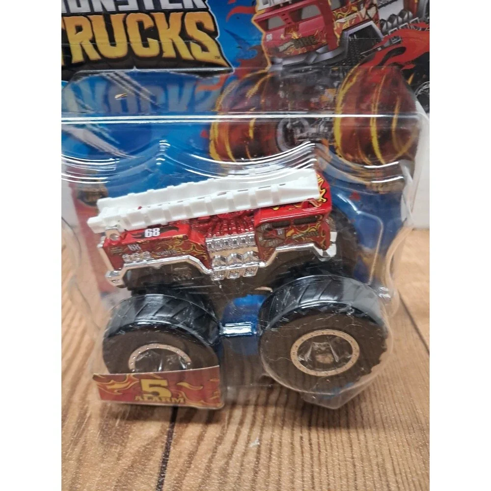 2023 Hot Wheels Monster Trucks 5 Alarm, Monster Trucks Live
